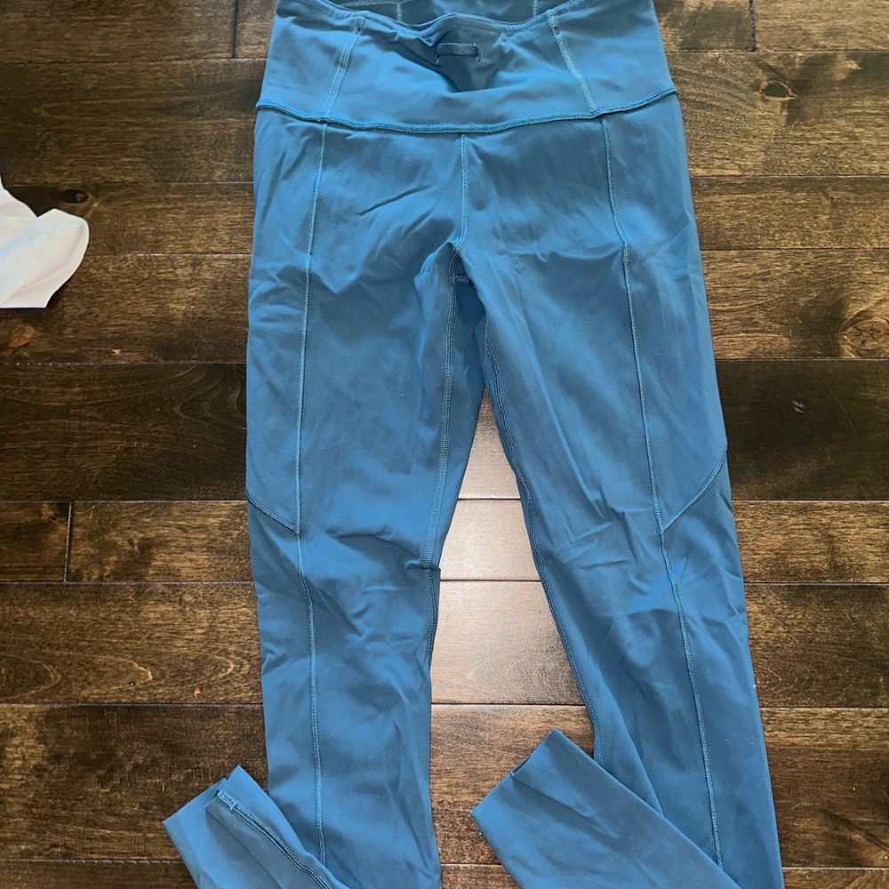Blue Athletic Leggings wunder tight lulu